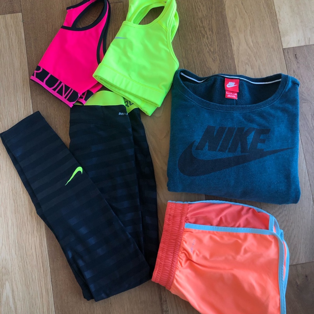 4 items workout set! + free Nike top